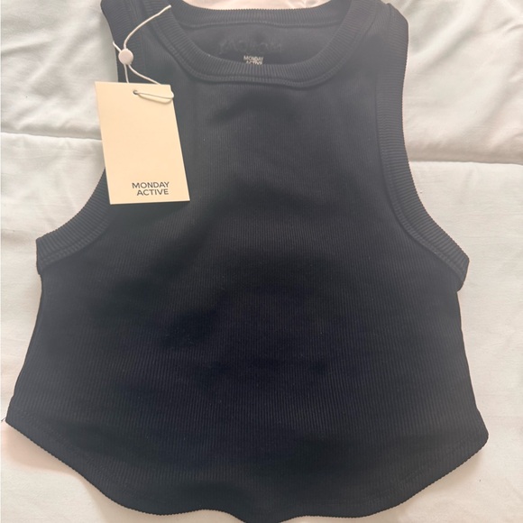 Monday Body tank top in small never worn w tags - Picture 2 of 4
